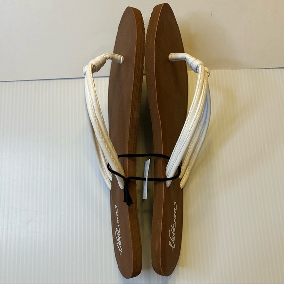 Volcom Women's Sandals - Picture 3 of 5